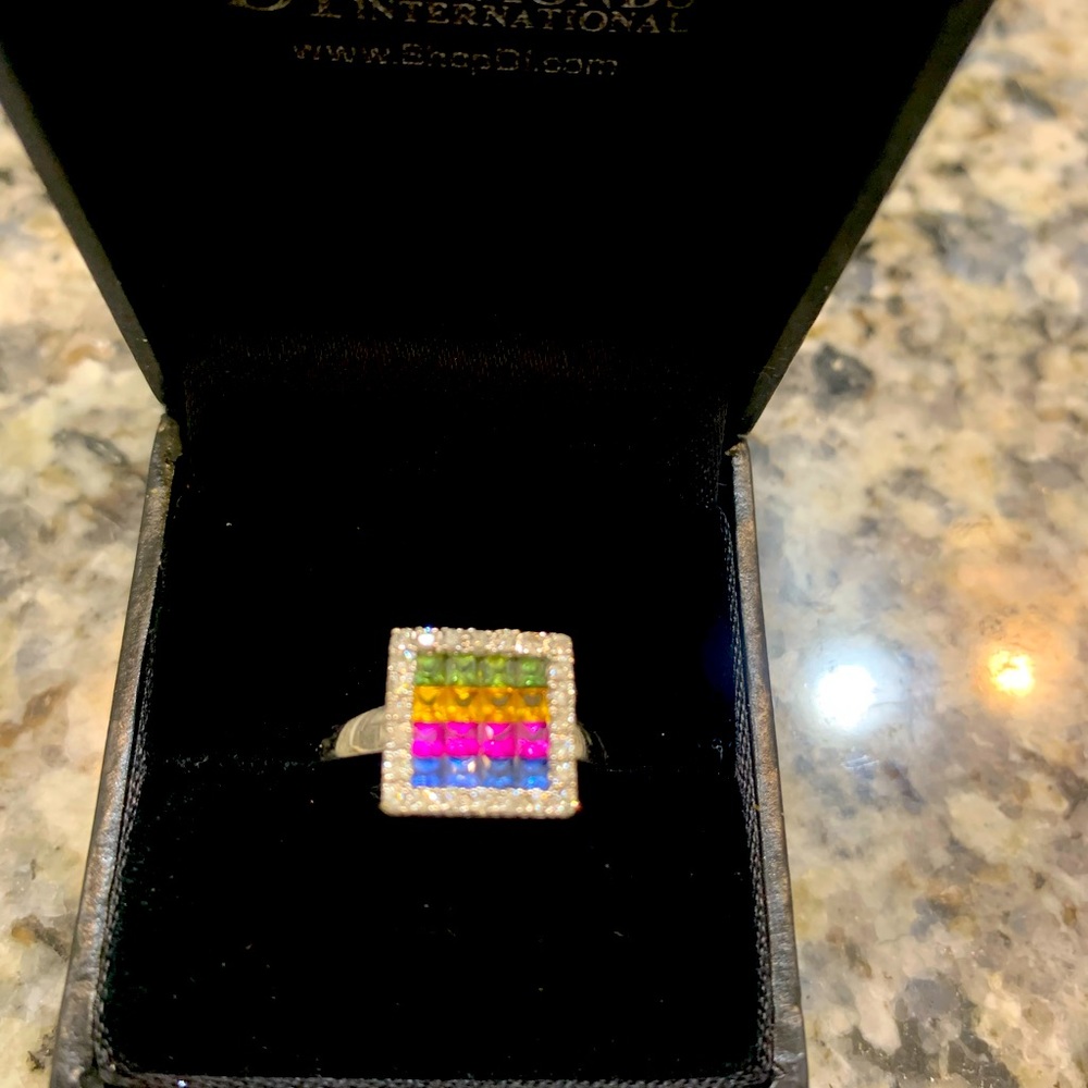 Sapphire diamond ring by Asher. Size7. Rainbow diamond colors. Gorgeous!